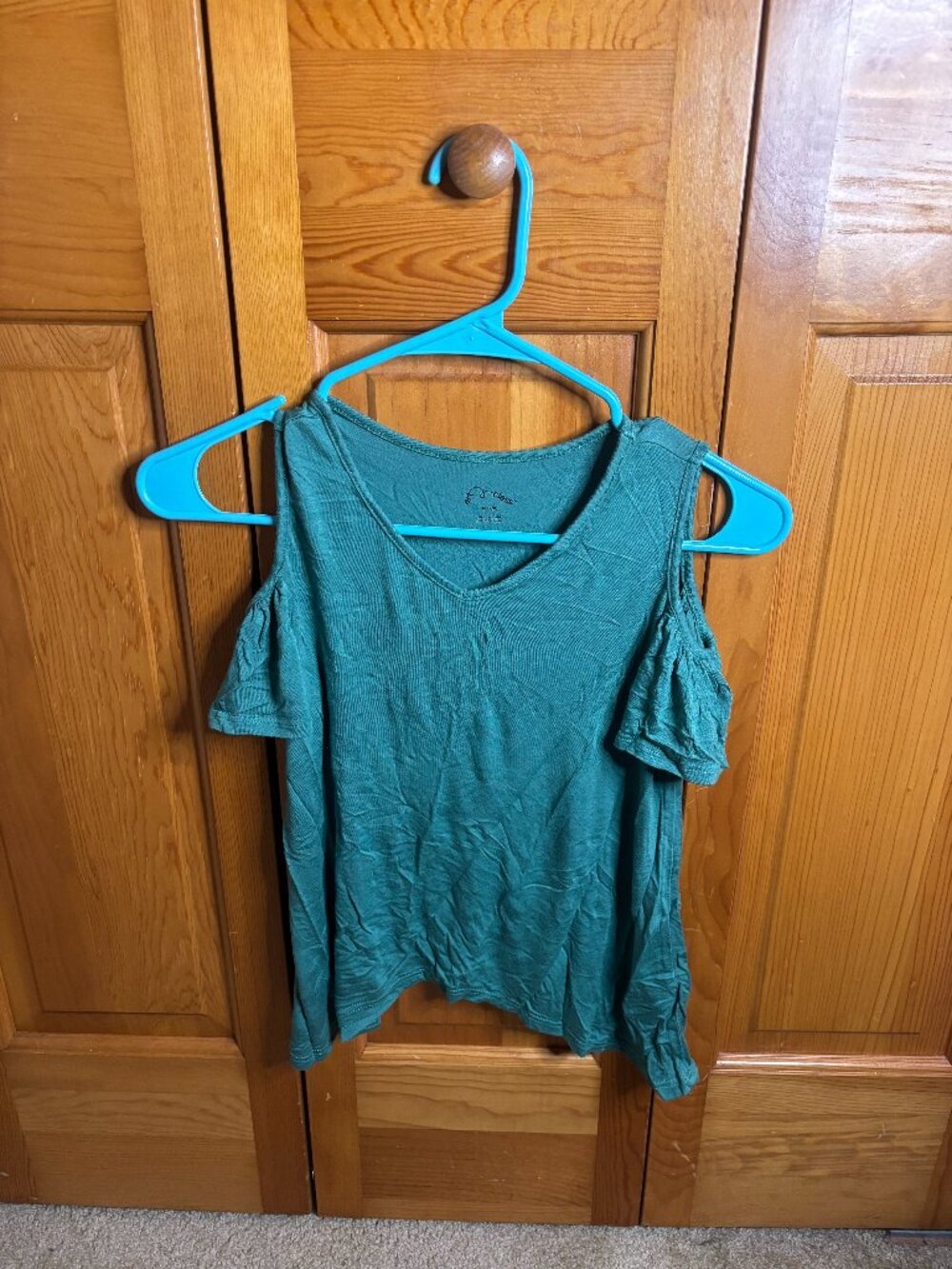 Art Class Girls Green Off Shoulder Blouse (Size M 7/8)